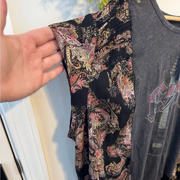 Custom AC/DC Graphic Women's Top with Paisley Sleeves - Picture 2 of 5